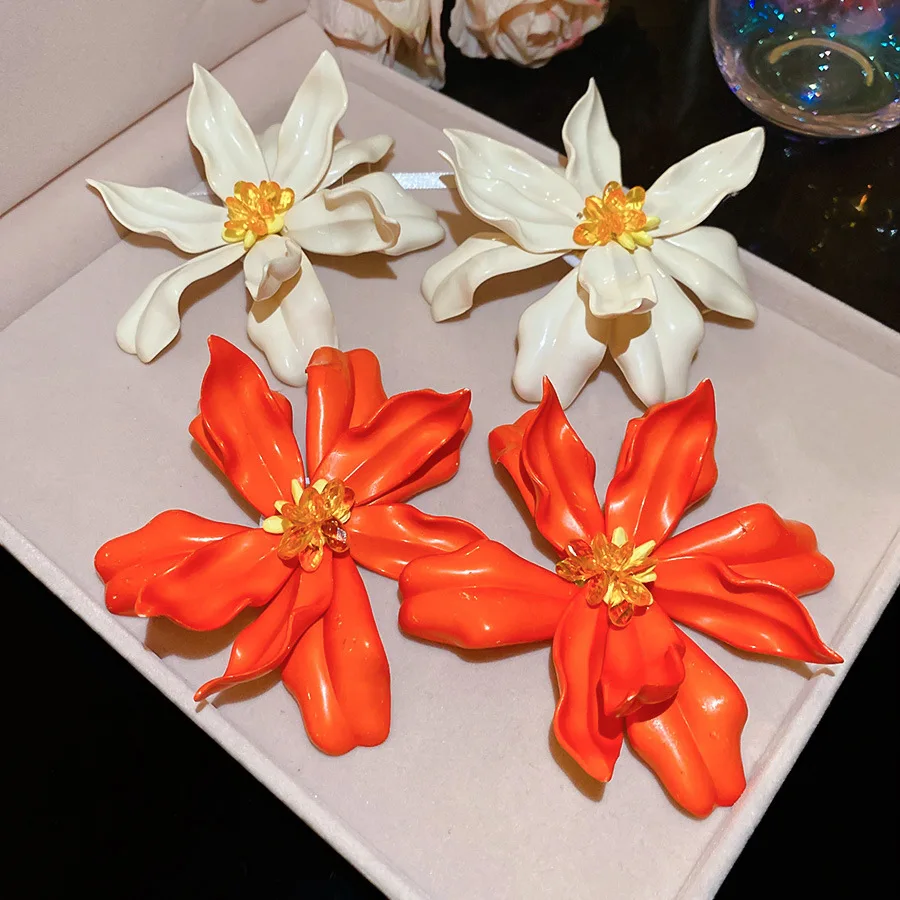 DOO MEI Statement Oversized Red Flower Dangle Earrings for Floral Drop Earrings Bohemian Vacation Party Banquet Ear Jewelry