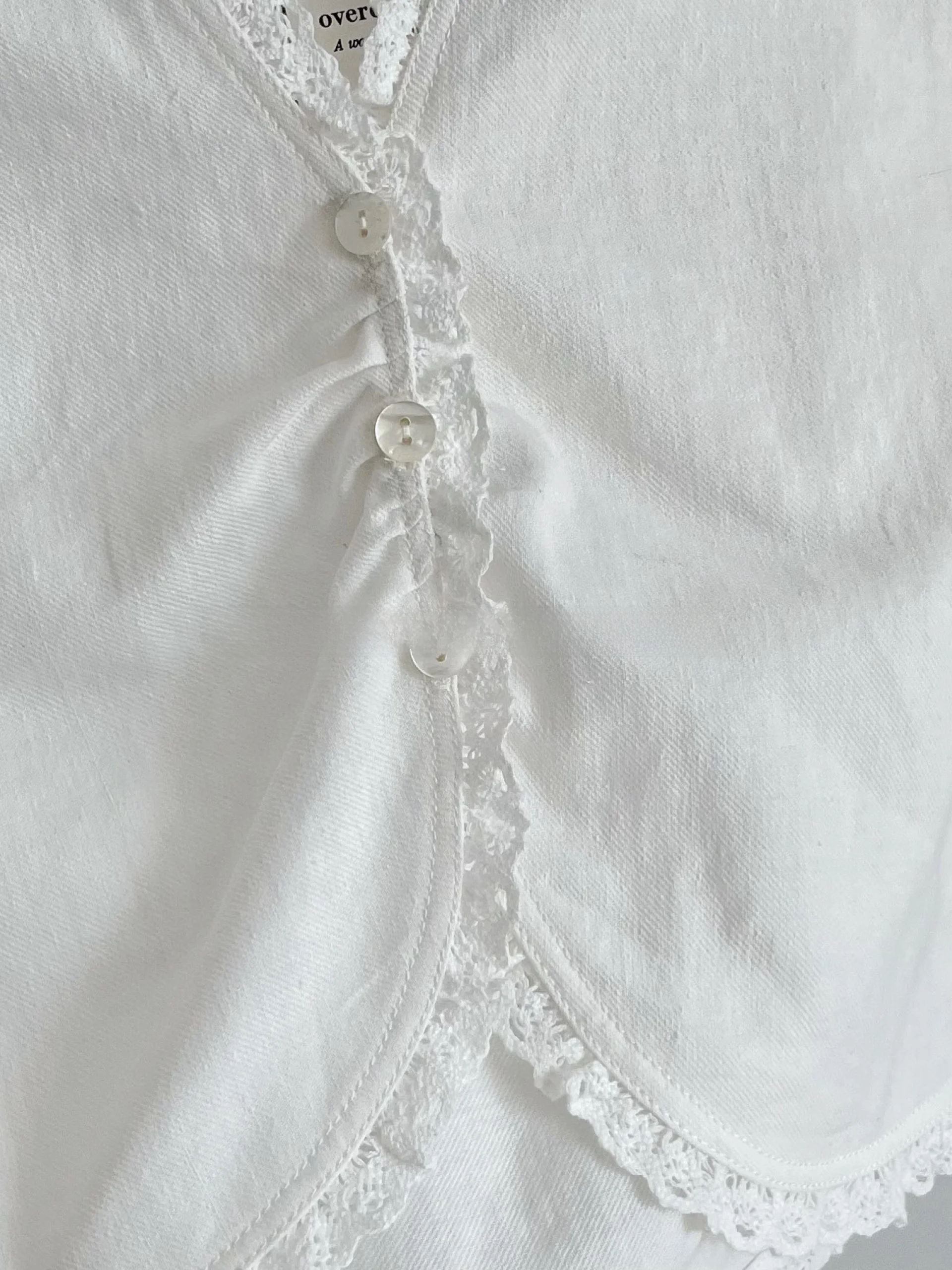 

Candy Miss Overdue Flair Linen Cotton Blend Lace Buttoned irt ort Skirt Set French Sle Slim Fit Summer Nine Sve V Ne