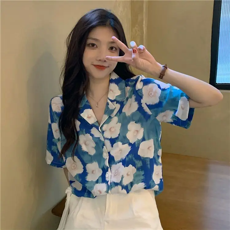 Summer Korean and Hong Kong style retro short-sleeved shirt for female students holiday style oil painting printed loose shirt