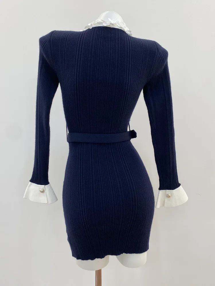 Chic and stylish knit dress—a new-for-Autumn 2026 fitted women's dress featuring a contrasting floral collar and a waist belt.