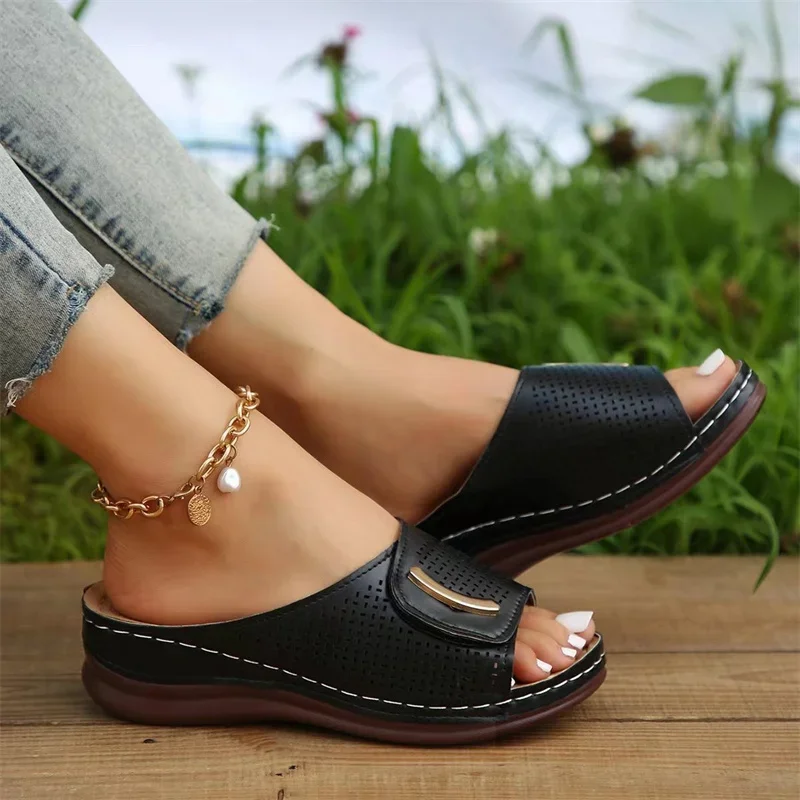 Women Hollow Out Wedge Slippers Summer New Woman Comfy Breathable Platform Sandals Female Non Slip Slippers Plus Size 42