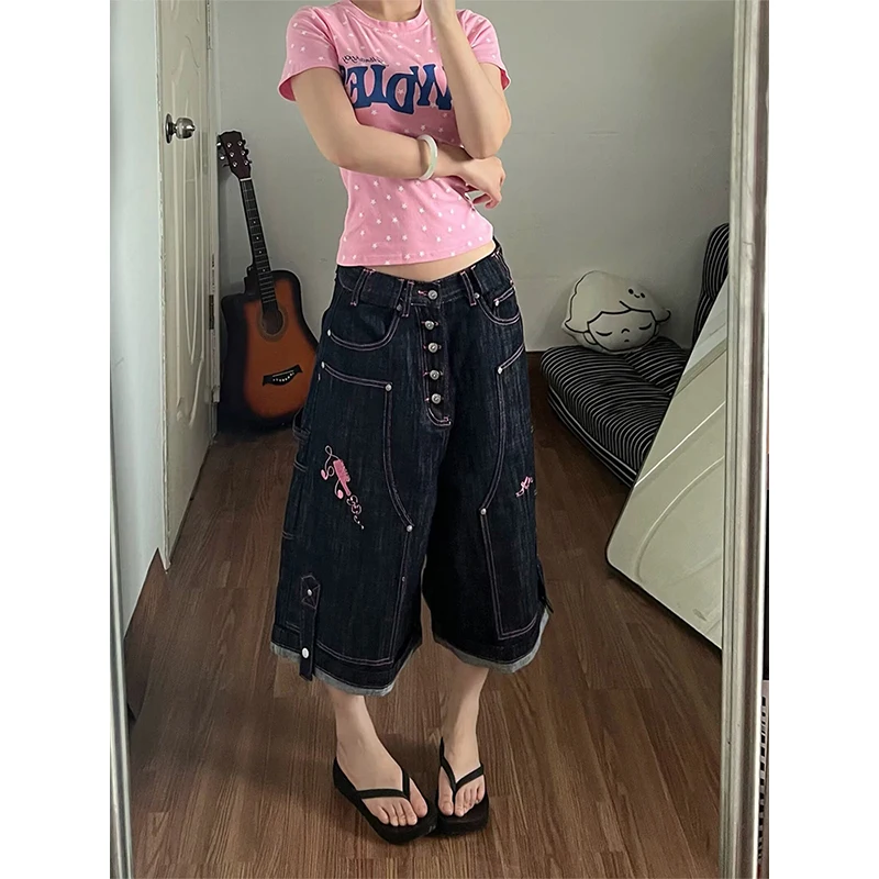 2026 New Women Sweet Vintage Raw Denim Cargo Pants Summer Pink Embroidery Muscle Design Straight 7/8 Cropped Jeans Streetwear