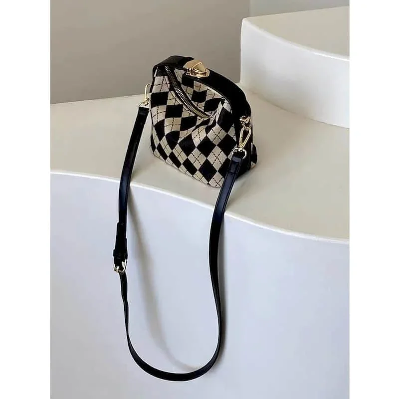 

Crossbody Bags for Women Korean Style Versatile Fashion Handbags Aesthetic Ladies Luxury Shoulder Bags Ins Niche Boston Bags
