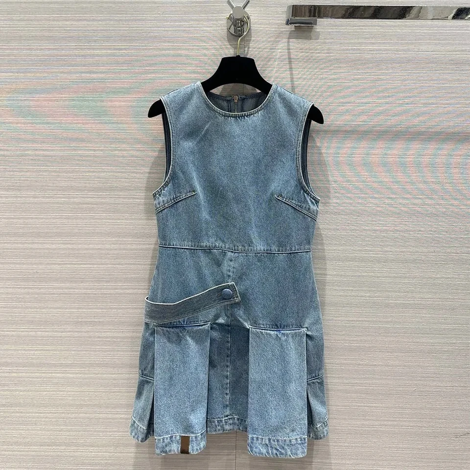 New Fashion Preppy Style Light Blue Denim Dress Women O-neck Sleeveless Pleated Patchwork Sweet Dresses