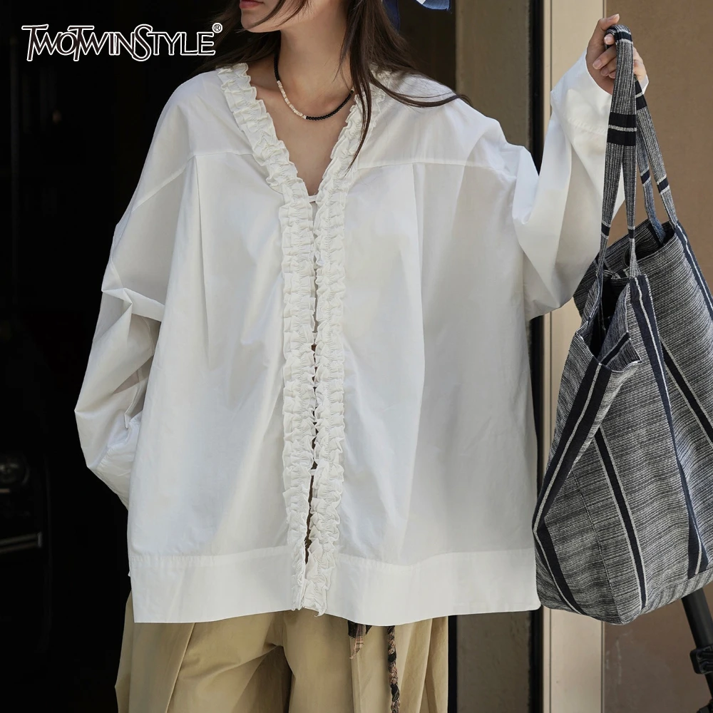 

TWOTWINSTYLE Solid Spliced Fungus Chic Shirt Female V Neck Long Sleeve Loose Office Lady Women's Shirts Autumn Style New Fashion