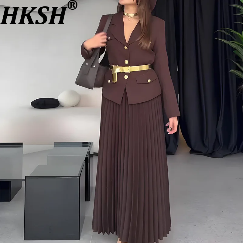 

HKSH осенний новый женский комплект из двух предметов, однобортный пиджак с поясом, плиссированная юбка, элегантный модный офисный женский стильный костюм HK12205