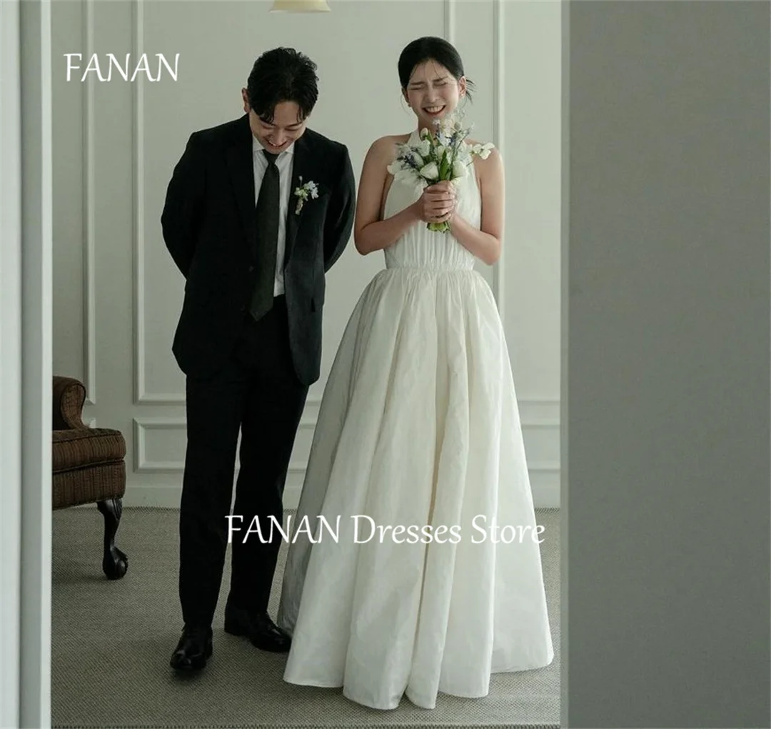 

FANAN Korea Halter Neck Ivory Wedding Dresses Taffeta Sleeveless 웨딩드레스 A-Line Simple Backless Custom Made Bride Gowns Plus Size