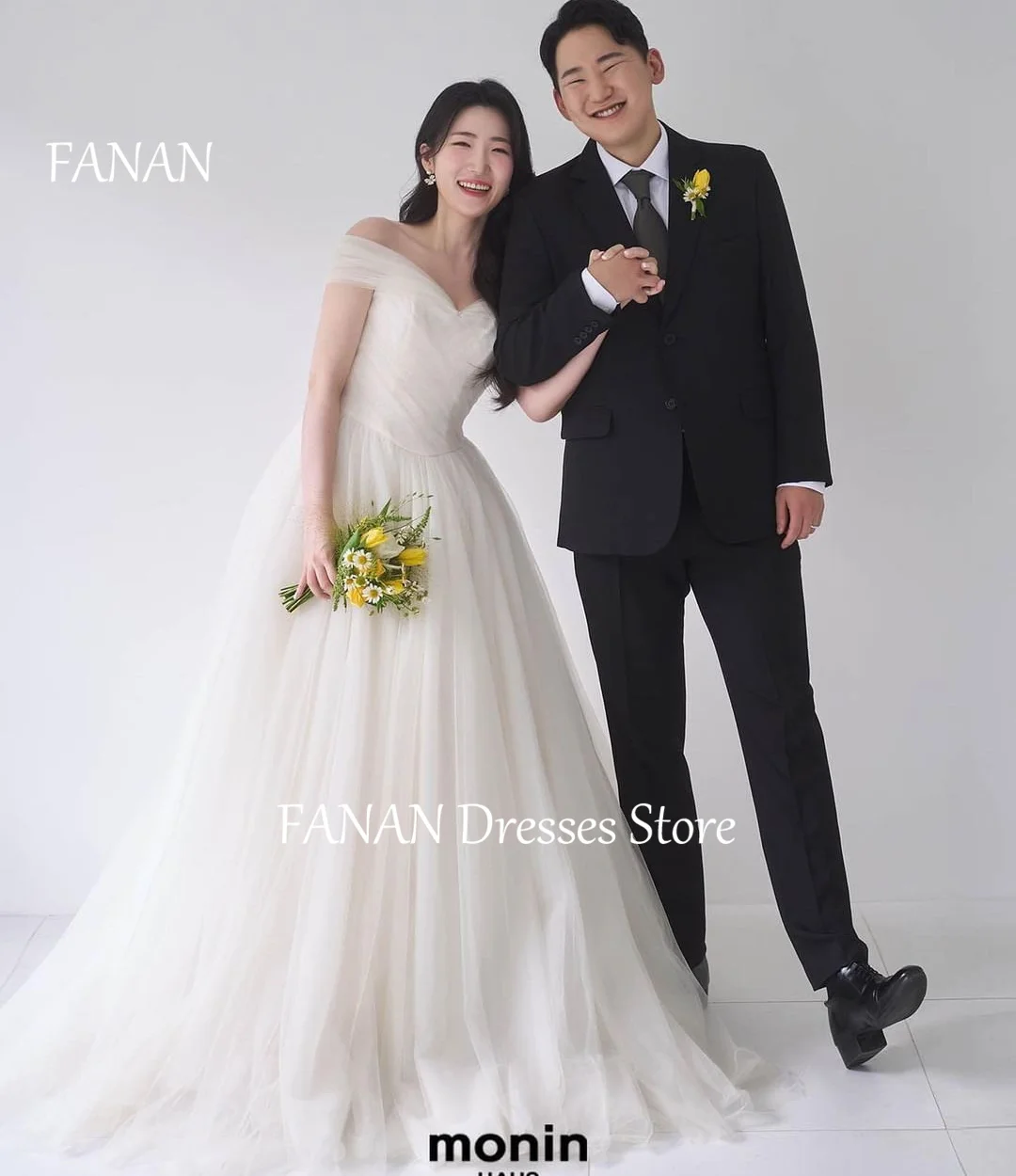 

FANAN Korea Off the Shoulder Ruched Wedding Dresses 웨딩드레스 Ivory Short Sleeves Tulle Corset Custom Made Bride Gowns Plus Size