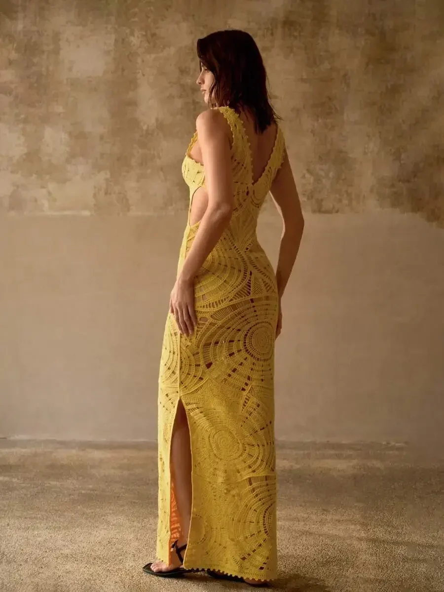 

Elegant Deep V-Neck Backless Crochet Maxi Dress With Side Slit For Beach Vacation