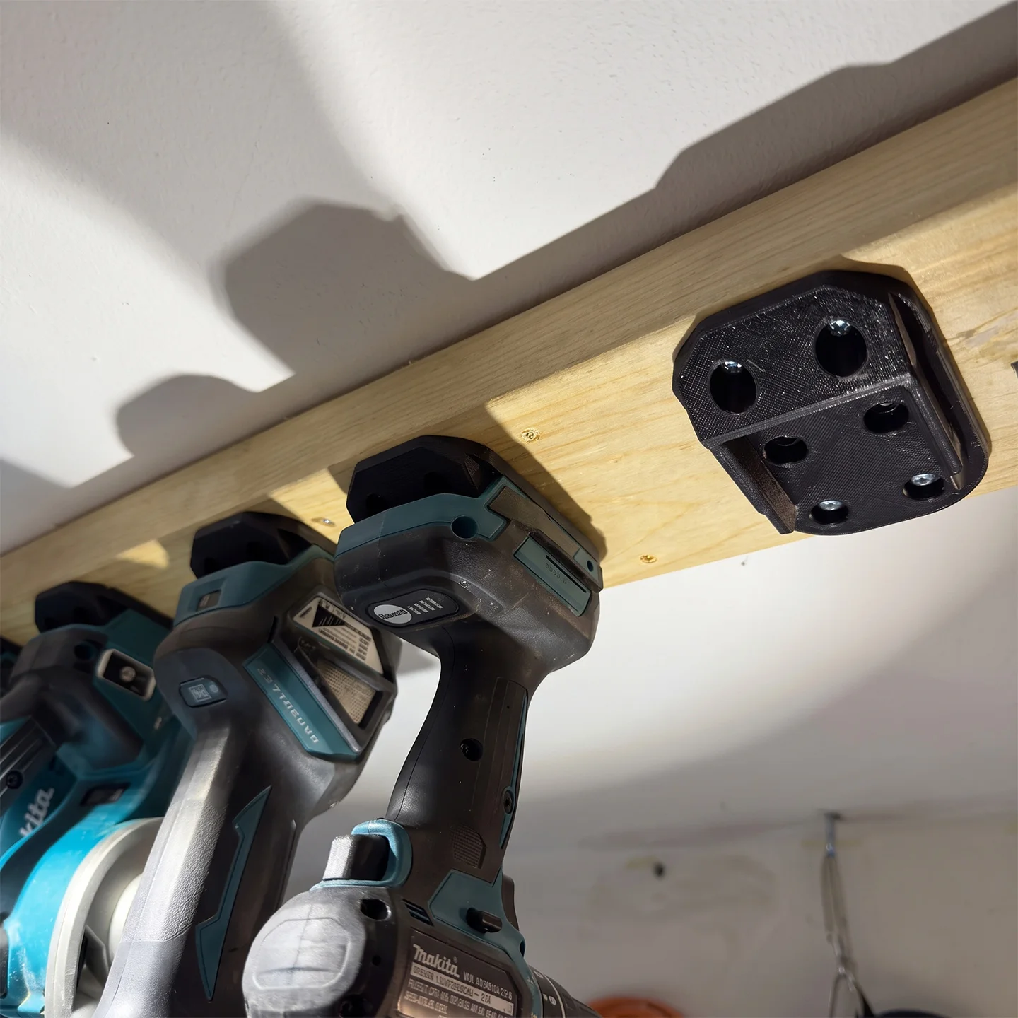 Compatible with Makita 18V: Wall-Mount/Overhead Holder – Drill-Free Installation – Accessory Organizer