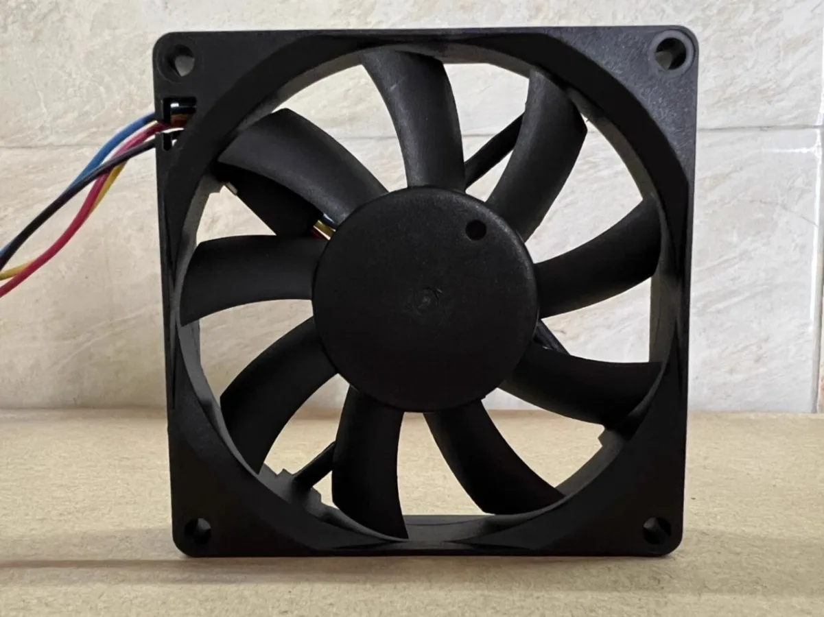 For XFAN RDD8015B1 DC12V 0.27A 8CM 8015 4-wire temperature control cooling fan