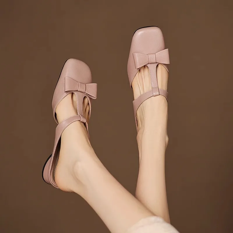 The New Summer Style of Square-toed Low-heeled Thick-heeled One-legged Flip-flops and Sandals for Women Wearing in Baotou