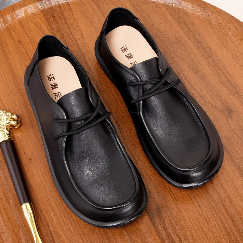 

Мужские повседневные кожаные туфли ручной работы из натуральной воловьей кожи, винтажные, дышащие, с круглым носком, на резиновой подошве, модные