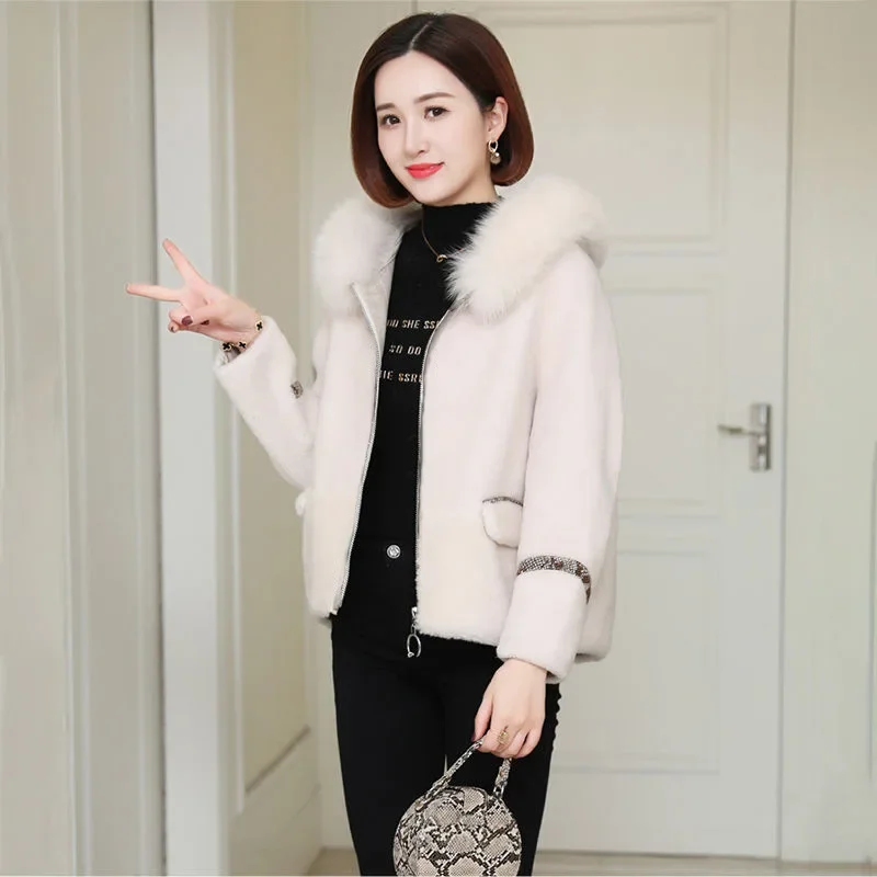 Tcyeek Sheep Shearing Coat Women Winter 100% Wool Coat Female Elegant Fox Fur Coat Warm Short Jacket Casacos De Inverno Feminino