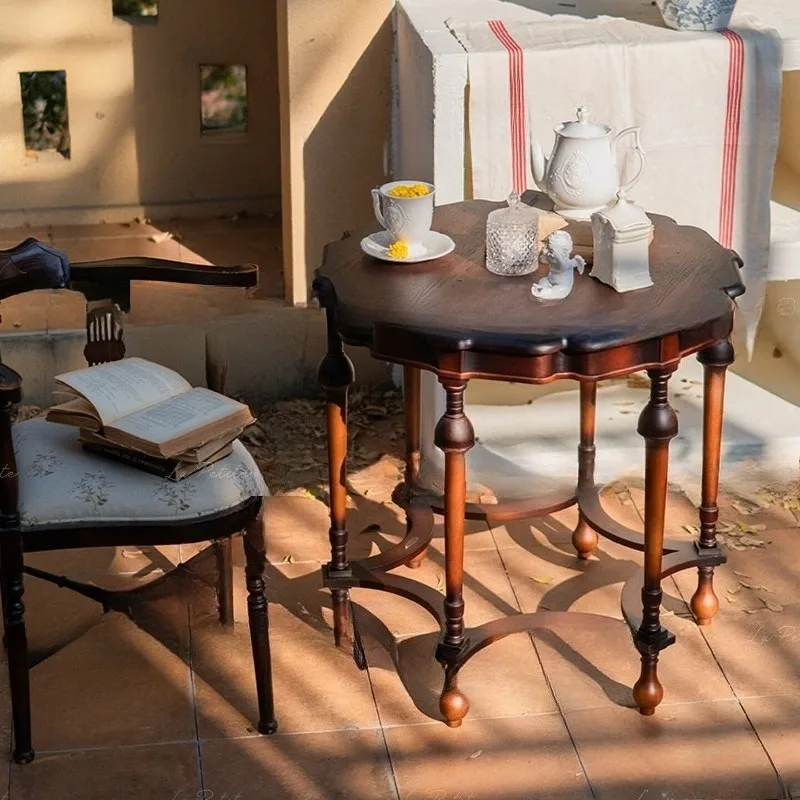 B & B cafe round table corner few, medieval afternoon tea table, retro casual home living room bedroom study