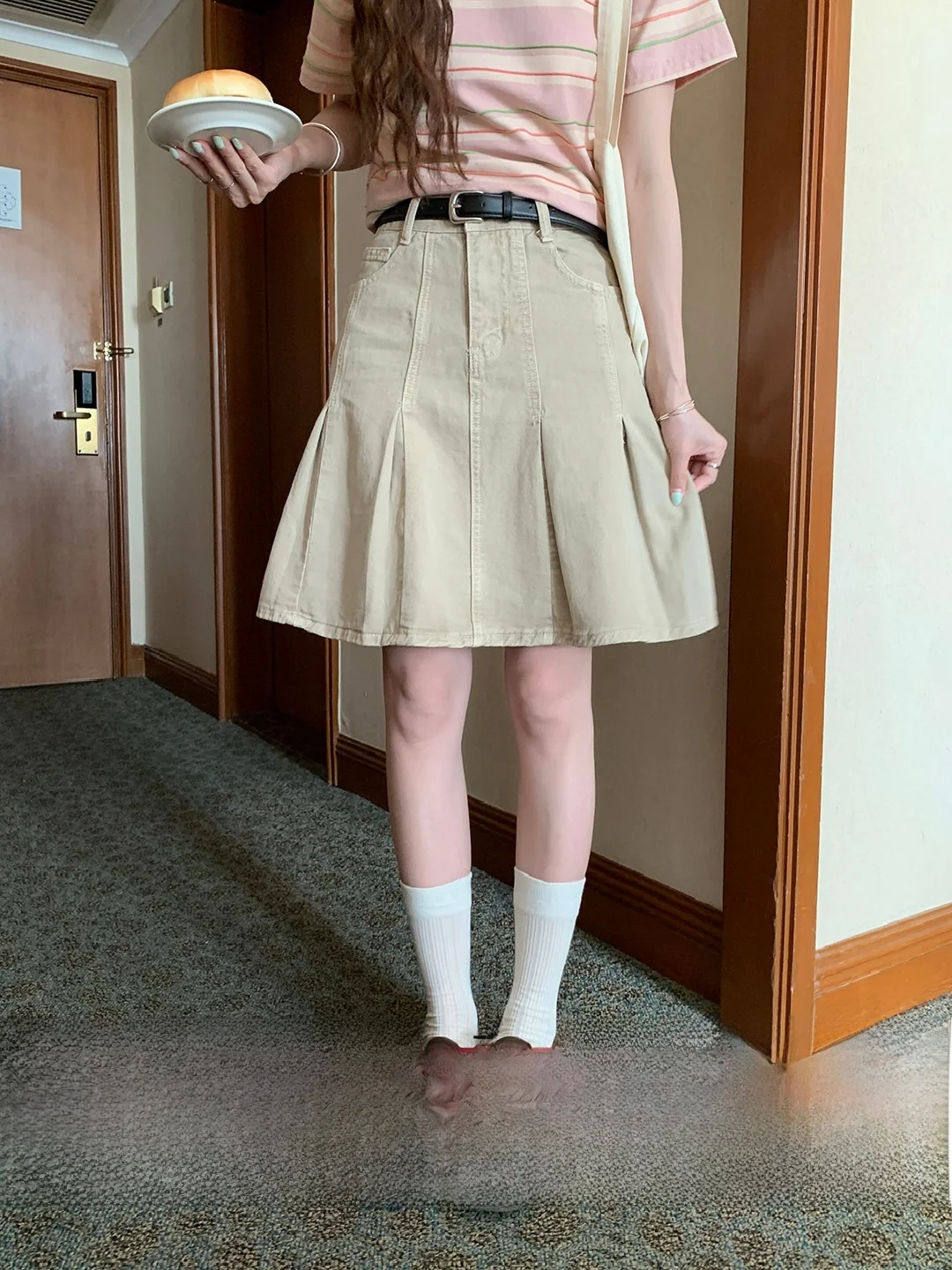 

Casual Korean Style Pleated A-Line Skirt for Women Summer Fashionable Versatile Workwear High Waist Cotton Blend Skirt
