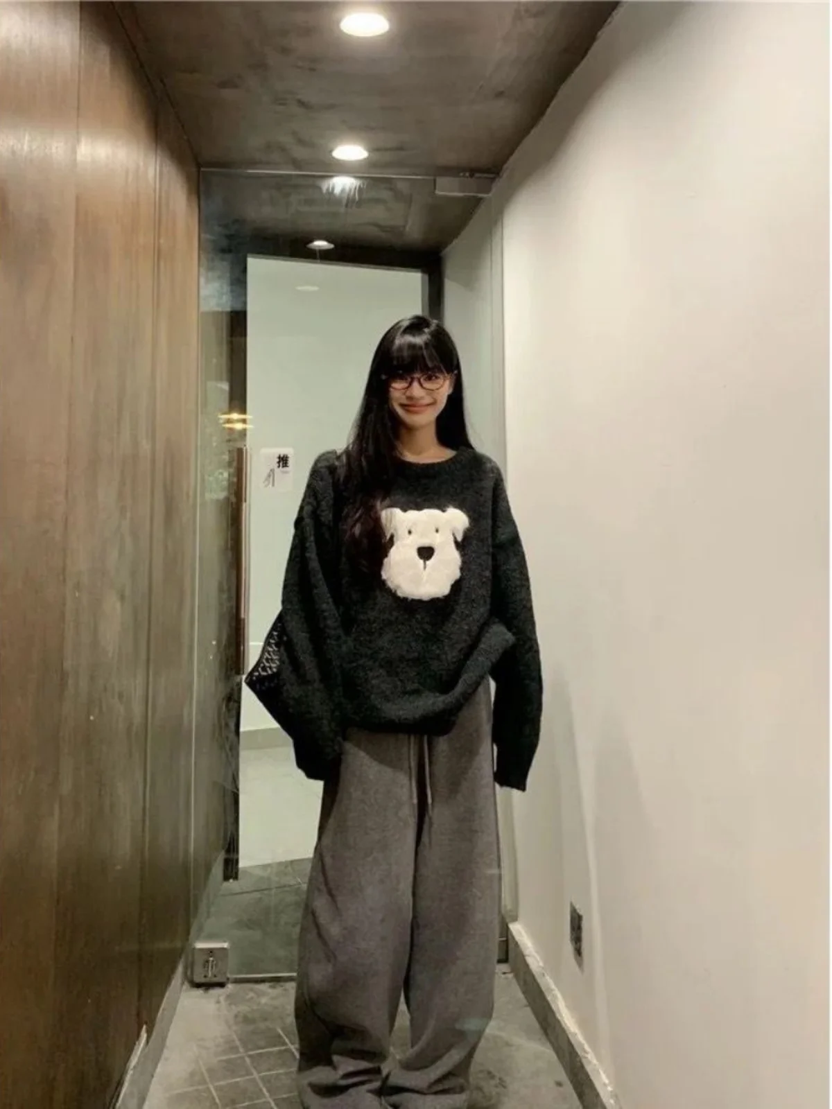 헤비웨이트 니트 라운드 넥 스웨터 플러피 3D 만화 강아지 디자인 루즈핏 미노 뉴 슬레 여성용 한국 패션 겨울 2025