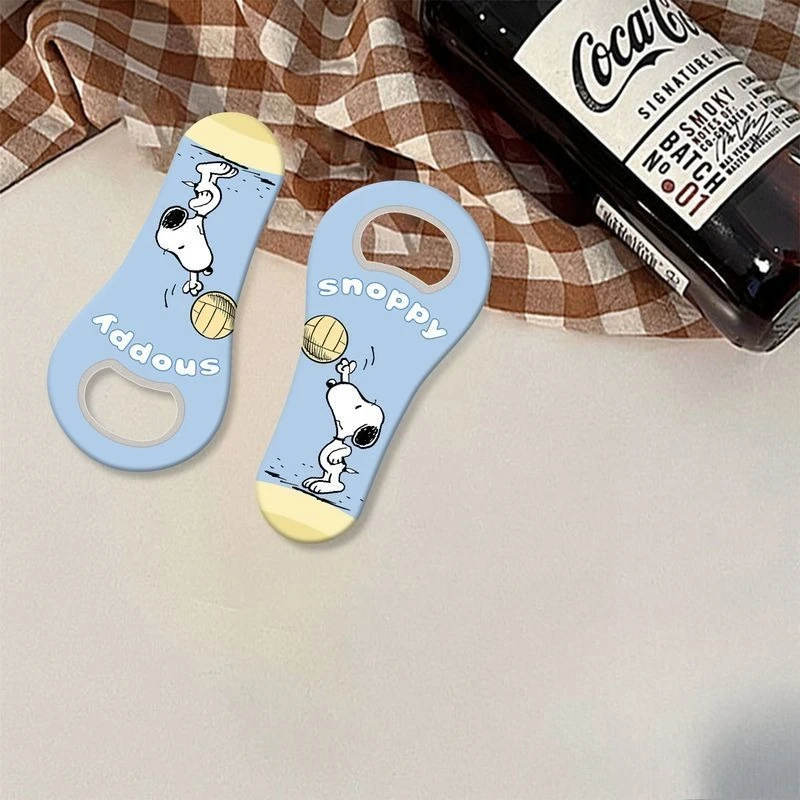 Cartoon Cute Personality Creative Portable Snoopy Bottle Opener High-looking Refrigerator Sticker Cute Soda Beer Opener