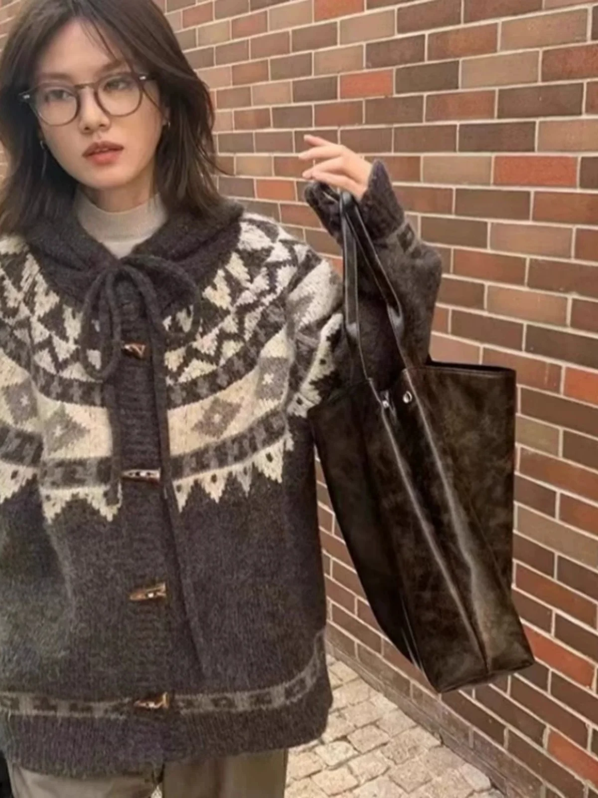 

Women's Thiened Oversized Fair Isle Knitwear Button Cardigan Long Sve round Ne Pullover Winter Outerwear Coat