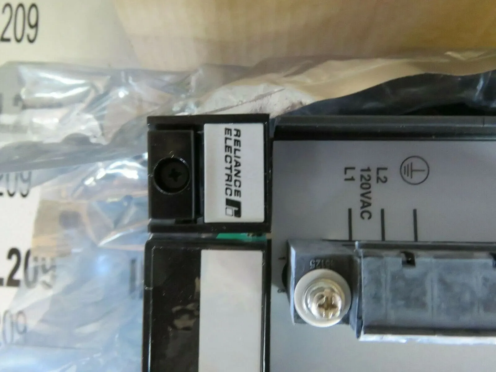 Brand New Original 57C493 ES371AMB 558844200 57C493 / ES371AMB 558844200  One Year Warranty