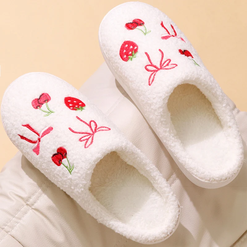 

Женские милые домашние тапочки с вишневым бантом, утепленные плюшевые зимние тапочки, женские удобные мягкие нескользящие домашние шлепанцы