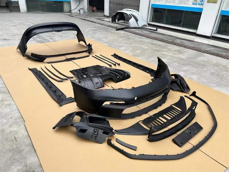PP injection molded material for Porsche 992 911 Black light 992GT3 body kit Bumper hood side skirt diffuser