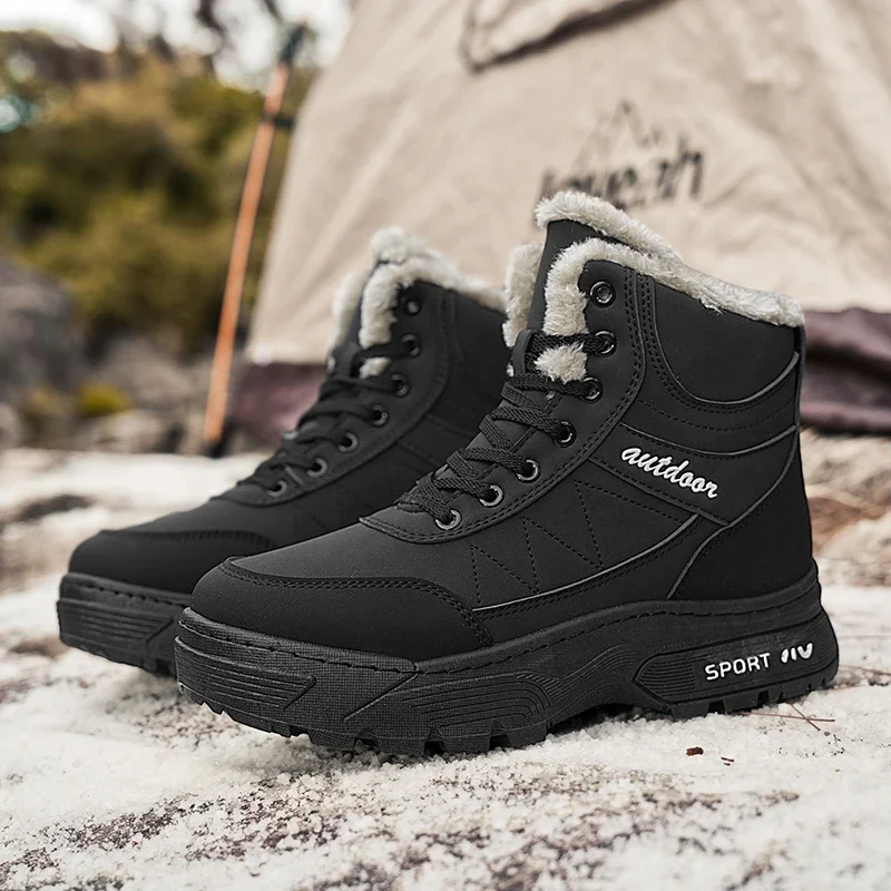 Nuevas botas de nieve concisas para parejas en oferta, zapatos de senderismo resistentes antideslizantes para exteriores para hombre, botas cálidas ligeras a prueba de agua para hombre