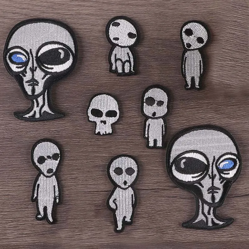 Punk Clothes Skull Patch Alien Embroidery Black Applique Iron On Stickers,Clothing Thermoadhesive Patches DIY For T-shirts,Jeans