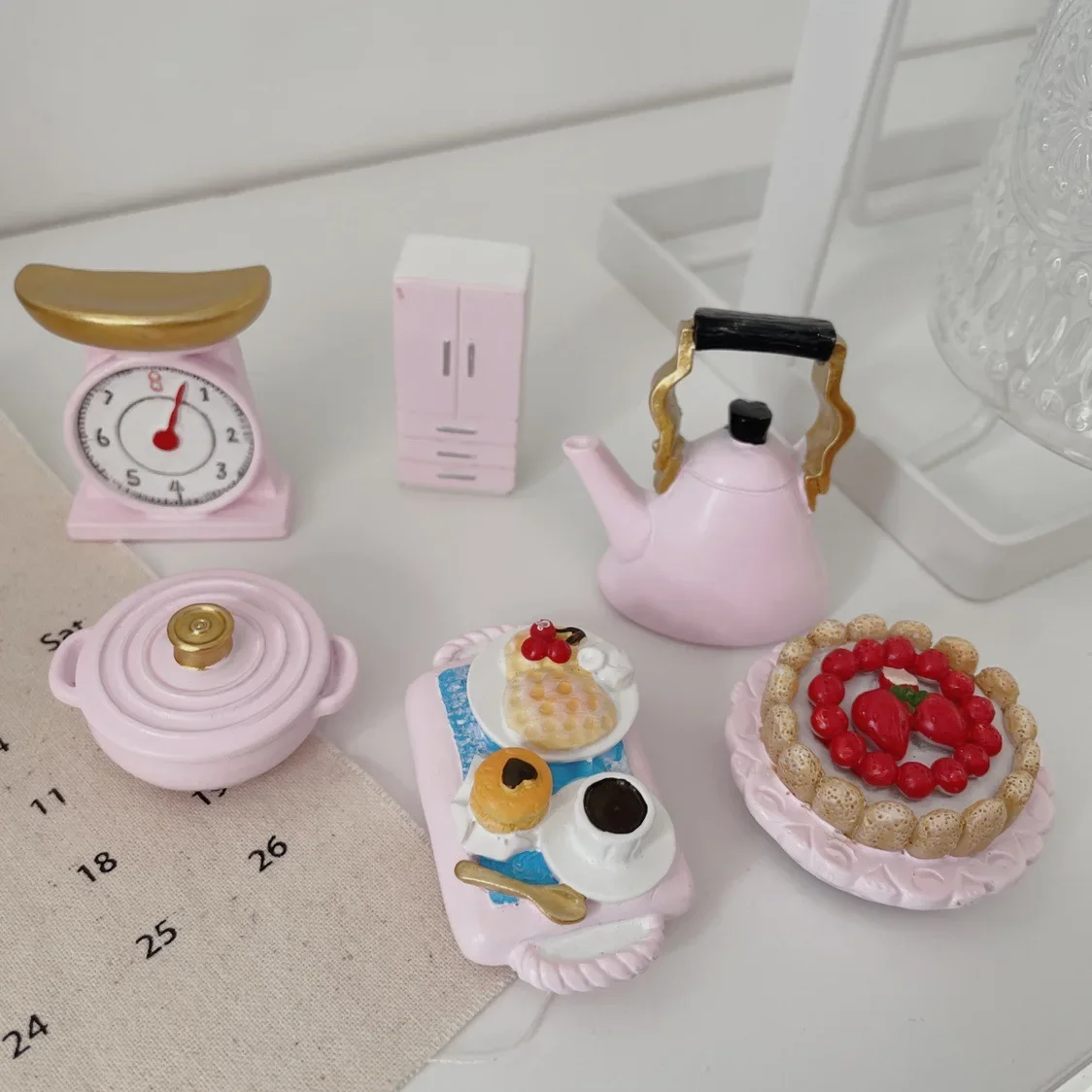 The Girl Is Cute Creative Resin Refrigerator Magnets Emulating Cake and Milk Mini Kitchen Utensils  Home Decor