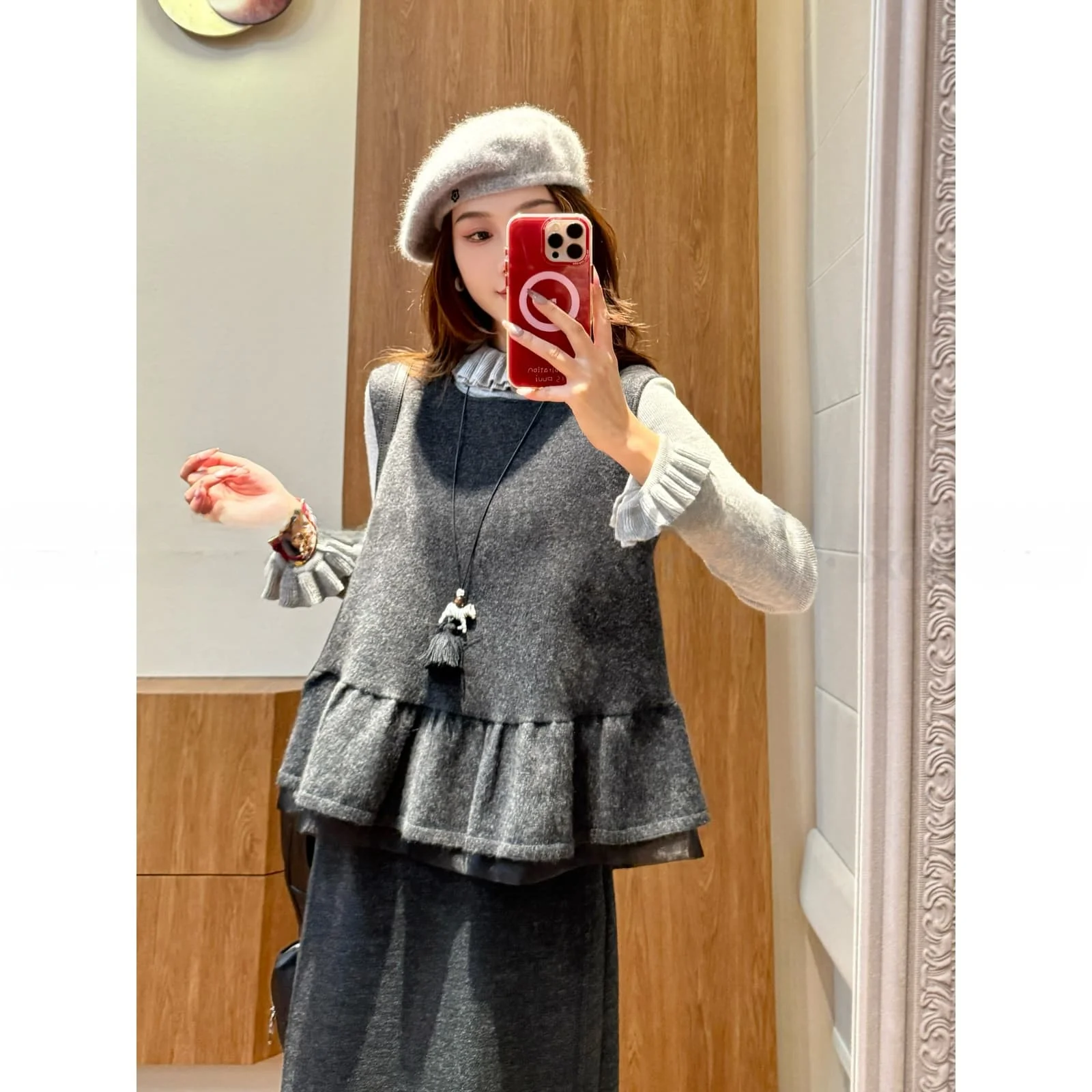 

Breton Sle Wool Blend Vest ey Tweed Layering round Ne Splicing Flower Bud Design Commute Faion Winter Collection