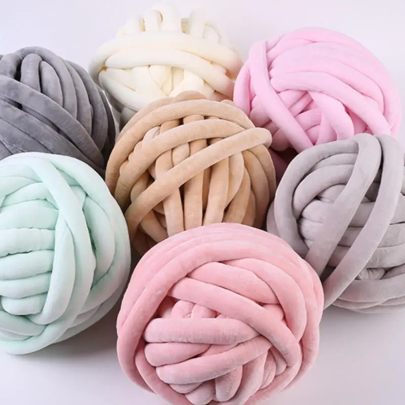 1 Rolle/250g Riesiges Weiches Voluminöses Garn - Samt-Superdickgarn für DIY Handgemachte Decken, Kissen, Armstrickarbeiten – Detail 3