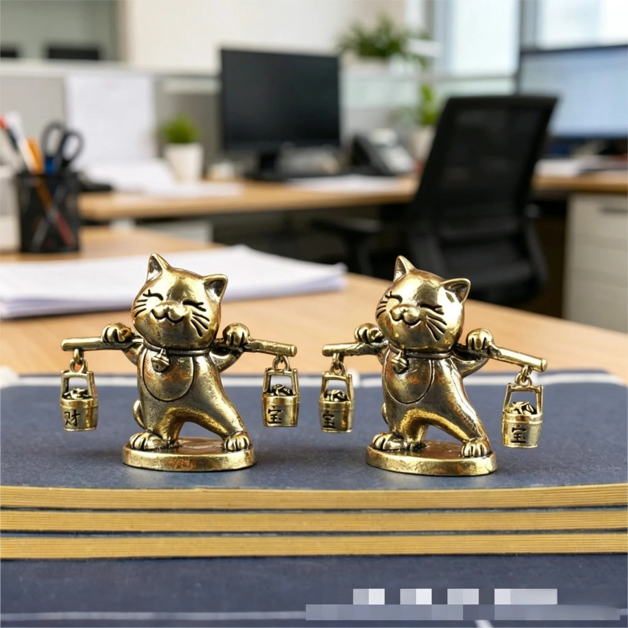 

Brass Cute Cat Pocket Holder Vintage Small Tea Pet Ornament Animal Pussycat Figurines Miniatures Desk Decorations
