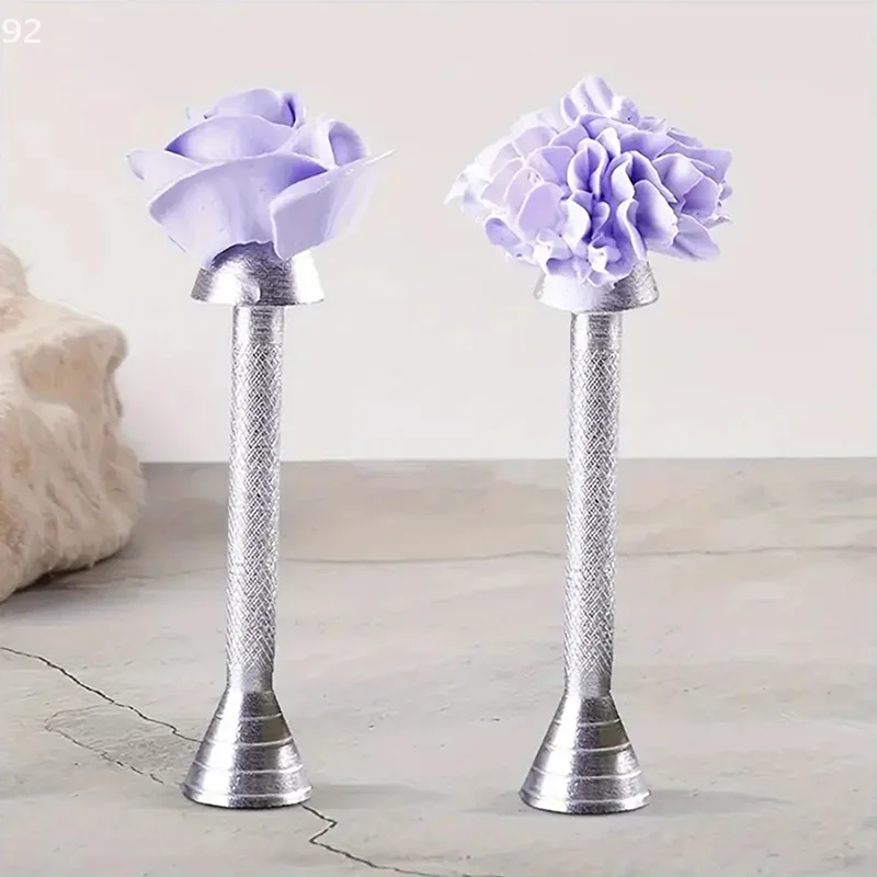 

Aluminum Alloy Silver Flower Nail Flower Nail Holder Korean Flower Nail Mouth Baking Pastry Cone Holder Icing Flower Piping Rod