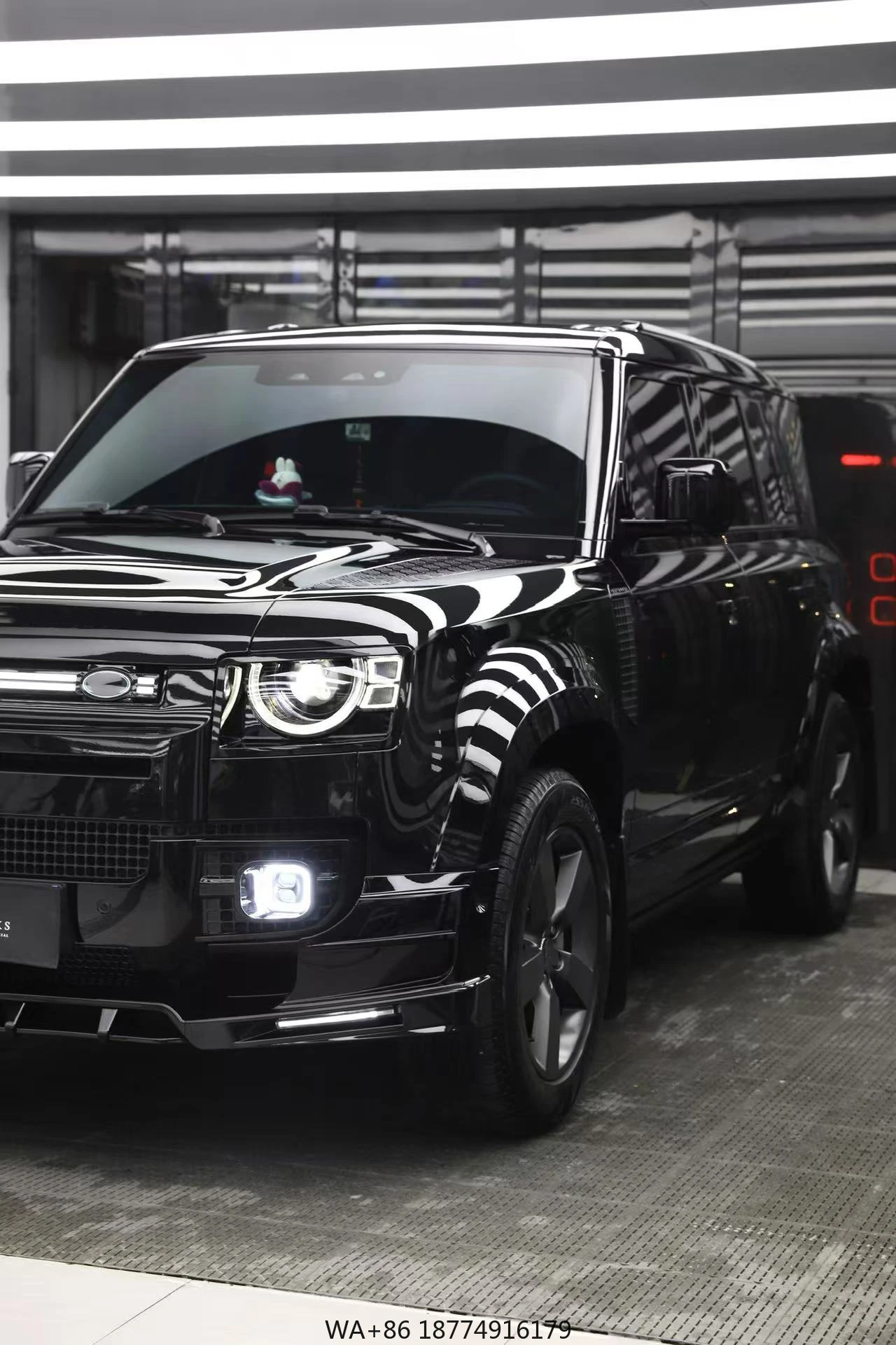 

Gloss Black Blackout Body Kit for Defender - Full Exterior Upgrade Package