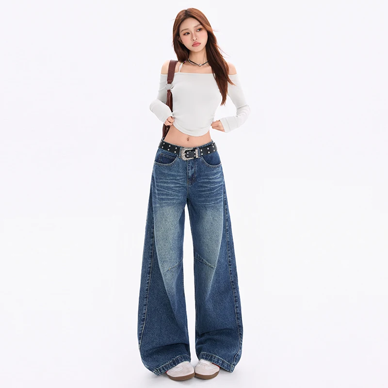 

Women's American Vintage Curved Balloon Jeans Loose Curved Leg Denim Trousers