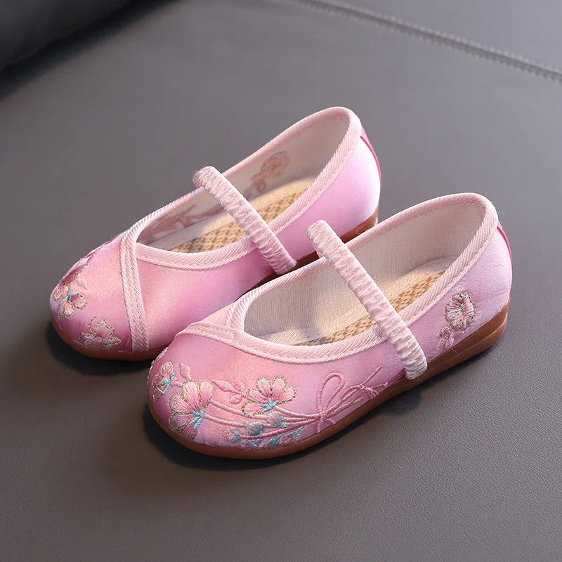 Hand-embroidered Chinese Style Cotton Cloth Shoes for Children Soft-soled Comfortable Flat Kids Shoes Girls Princess Shoes Red