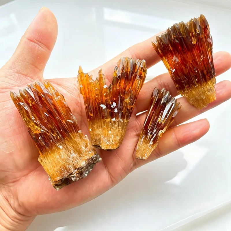 1pcs Natural Amber‑Calcite Crystal Cluster, Fine Rhombic Prismatic Crystal Column Mineral Rock, Crystal Stone Gift