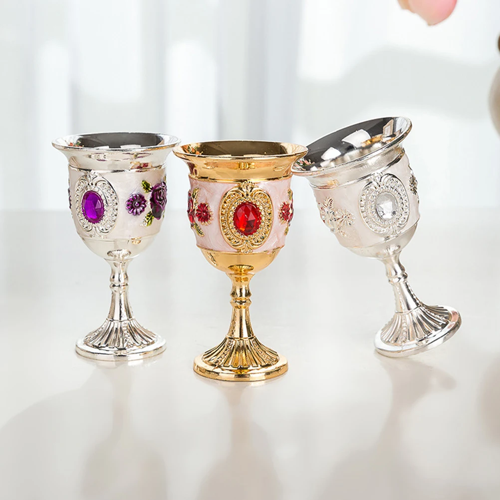 2 Pcs Alloy Goblet Cup Unique Flower Pattern Retro Style Metal Liquor Glass Elegant Drink naments Safe Reliable Easy Clean