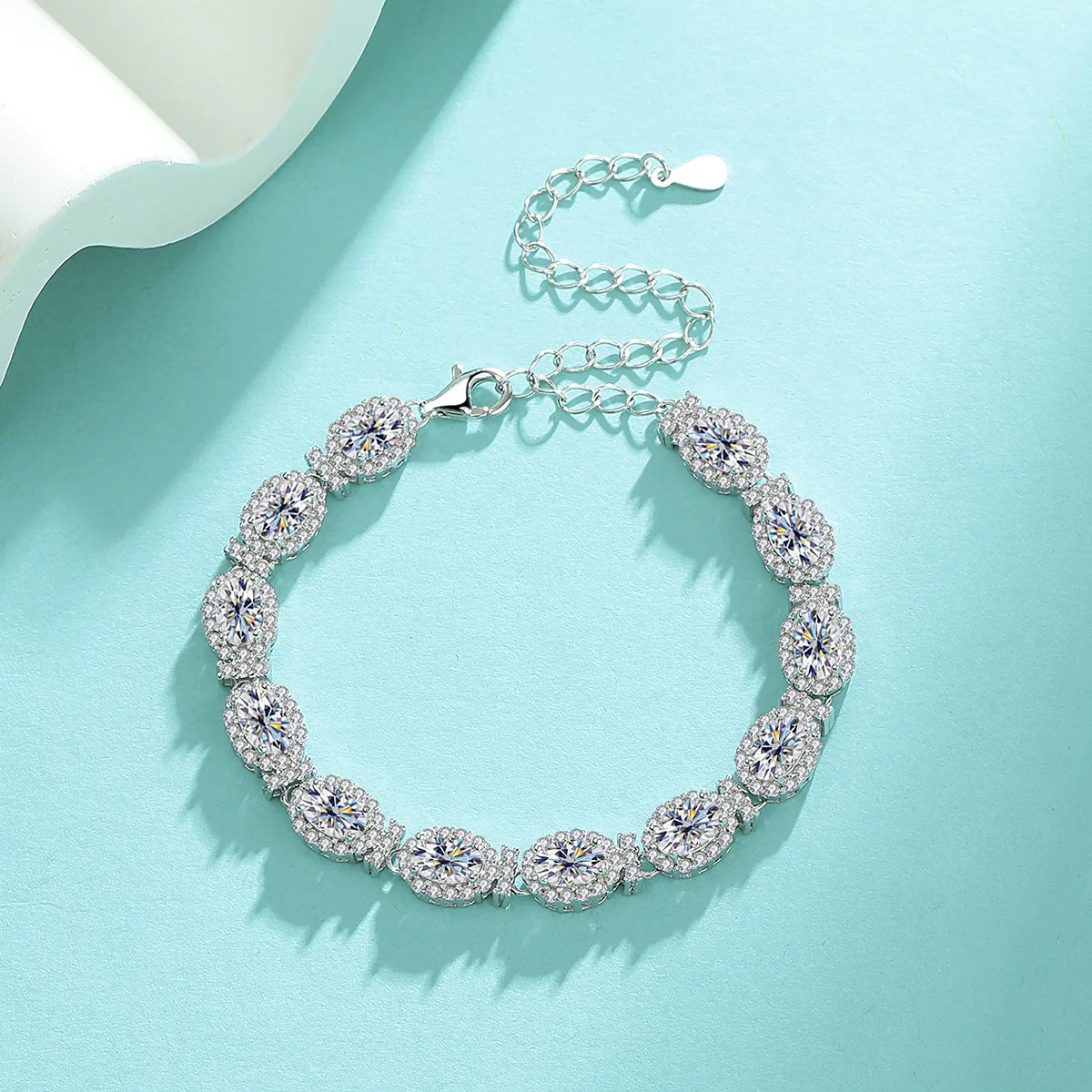 

18k White Gold Moissanite Heavy Edition Bracelet Adjustable, Exquisite, High-Quality and Temperamental Women's Platinum Pt950