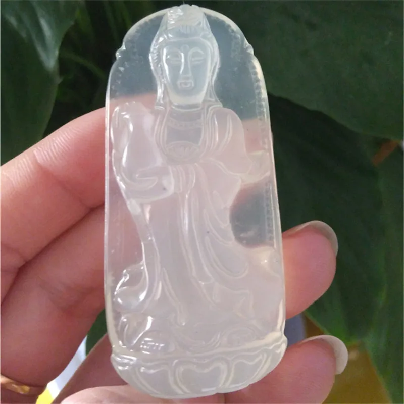 Giada all'ingrosso Xiuyu verde chiaro giada Guanyin ciondolo naturale Liaoning Xiuyan Jade Station Guanyin Ice Jade Pendant