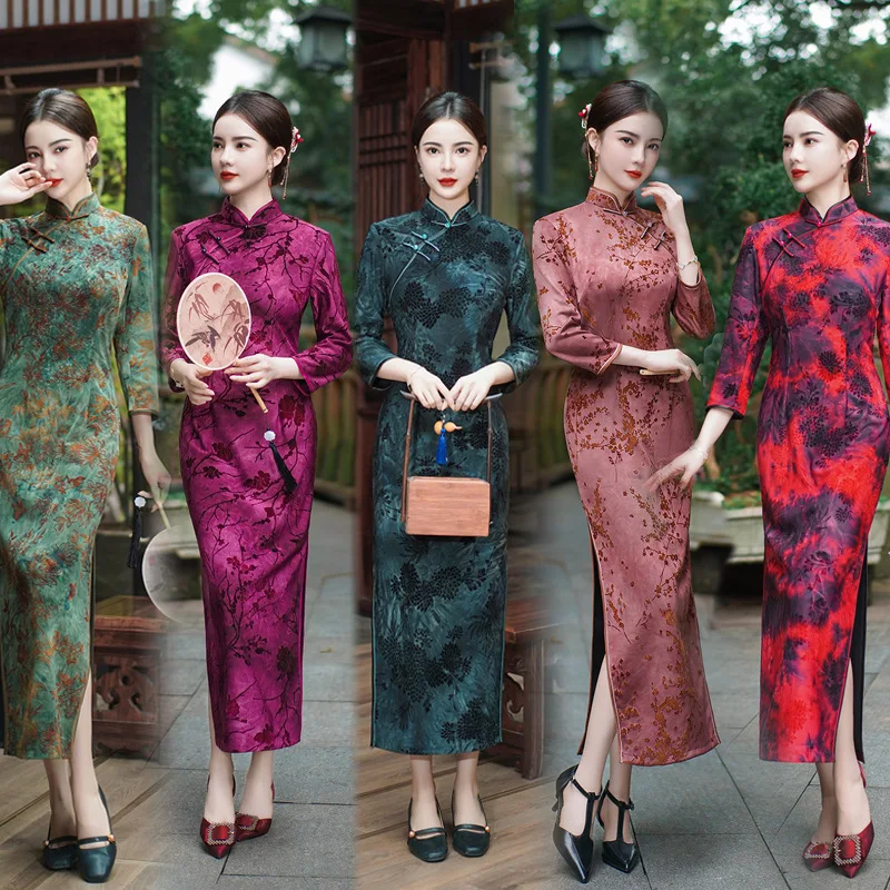 

Women Large Size Velour Cheongsam Slim Velvet Dress Vintage Qipao Female Traditional Long Dresses Chinese Clothing