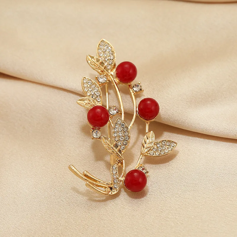 

2PC set leaf red brooch high-end femininity flower pin exquisite atmosphere brooch clothes with accessories wholesale