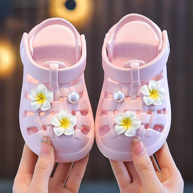 

Children's sandals, summer new cartoon cute flower hole shoes, fashionable home shoes, boys and girls' student toe cap sandals