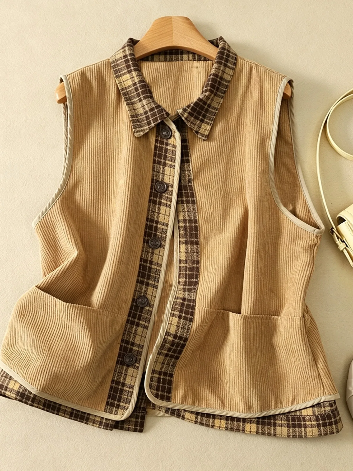 Retro Patchwork Corduroy Vest Jacket Women's Autumn Fashion Age-Defying Turn-down Collar Open Cardigan Shoulder Padless Top