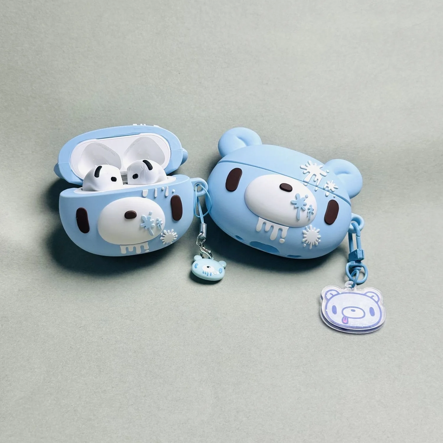 Light Blue Cartoon Bear Silicone Earphone Case, Cute Snow Splash Pattern Cover with Lanyard Mini Pendant for Wireless Headphones