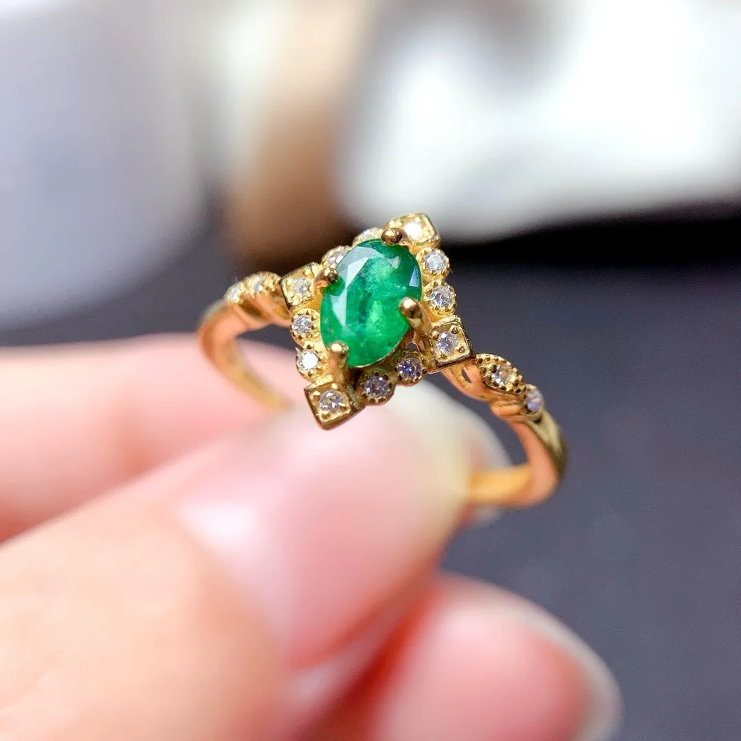 

S925 Pure Silver Natural Emerald Ring, Fashionable and Niche Design, Oval 4*6mm Ring Empty Set Wholesale
