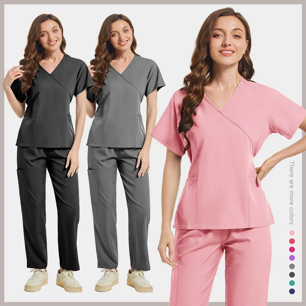 Set scrub da infermiera alla moda di alta qualità, top + pantaloni con scollo a V a maniche corte, uniforme da lavoro medica ospedaliera multicolore femminile per animali domestici