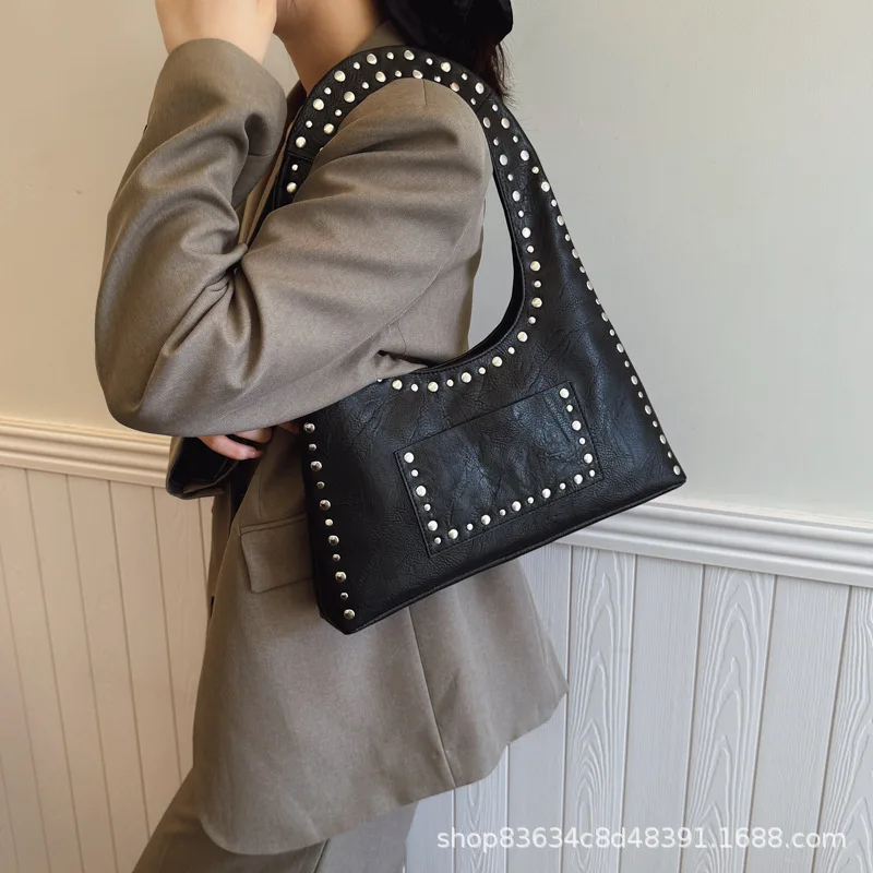 العلامة التجارية برشام ديكور تصميم خمر حقيبة كتف فاسق حقيبة يد القهوة حقيبة تحت الإبط قدرة عالية تصميم فاخر سيدة حمل حقيبة