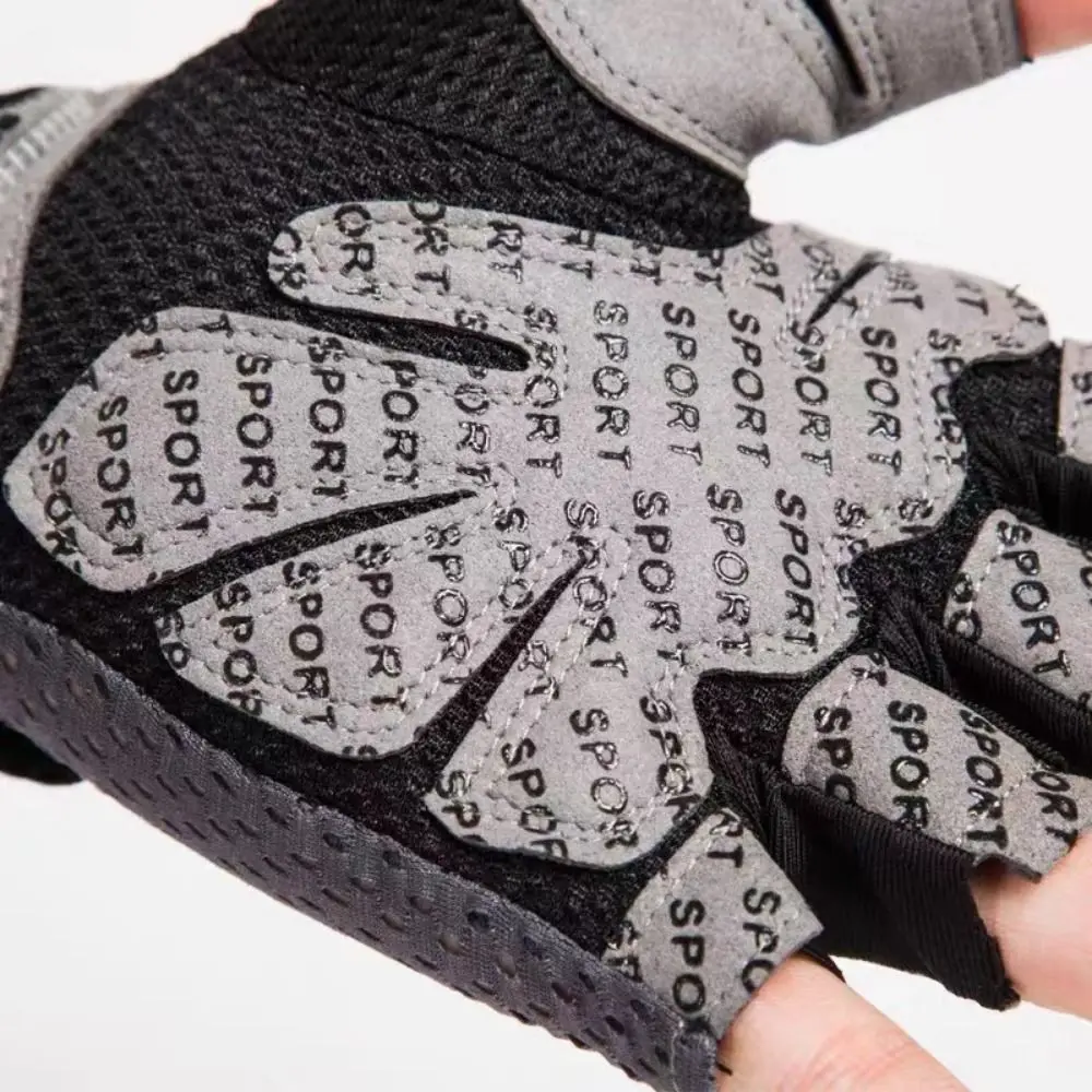 

Breathable Weight Lifting Gloves Non-Slip Shockproof Half Finger Workout Gloves Wearproof Curved Open Back