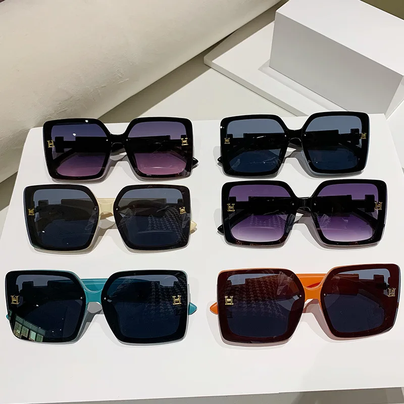 1pc Sports Sunglasses UV Protection Universal Glasses Simple Beach Sunglasses Motorcycle Equipments